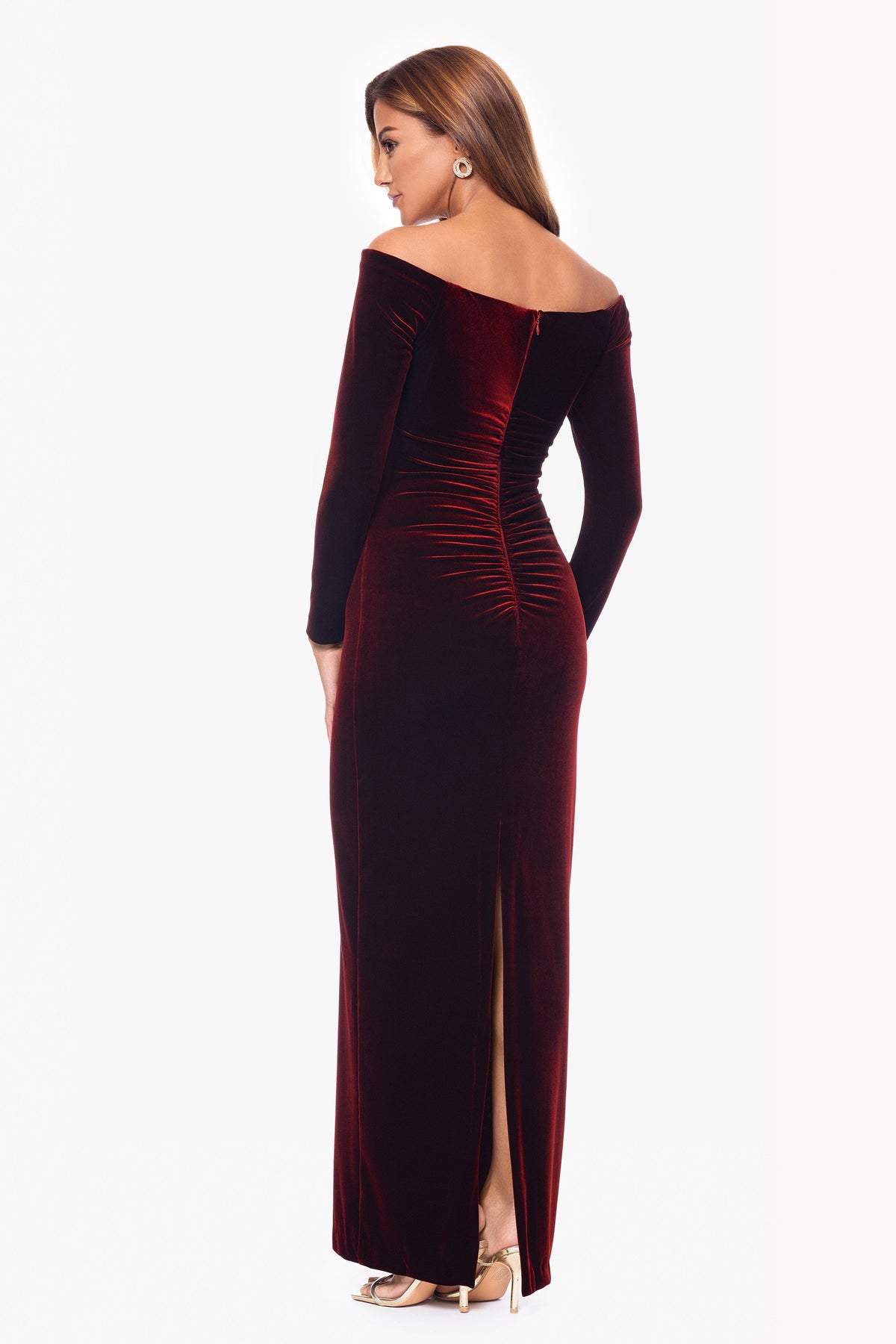 XSCAPE Petite "Christy" Off the Shoulder Velvet Dress
